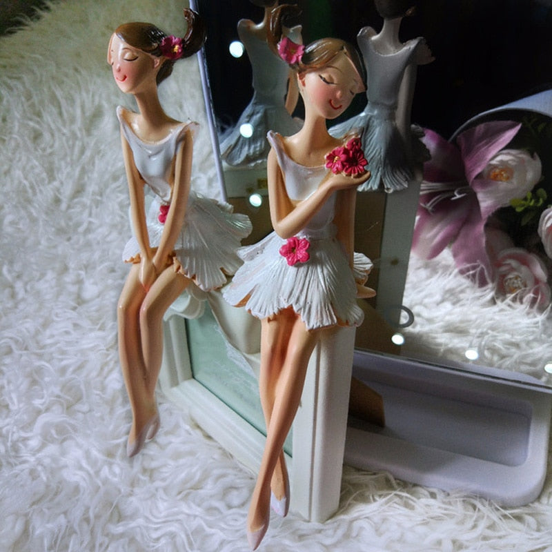 2pcs Beautiful Resin  Fairy Figurines